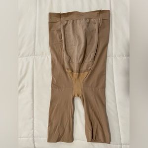 Maternity Spanx mama short size C